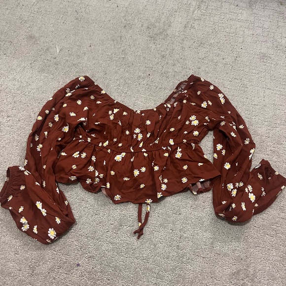 flowey long sleeve floral cropped blouse from pacsun - Picture 3 of 3